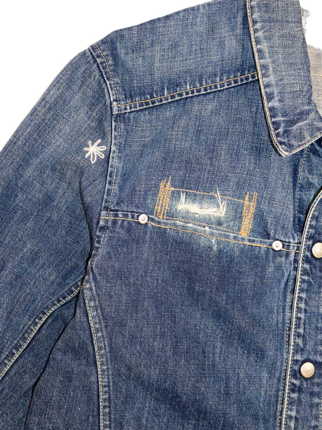 Herren upcyceled  Jeansjacke mit Leistentasche auf echter Seite diverse Repair Stitchings  