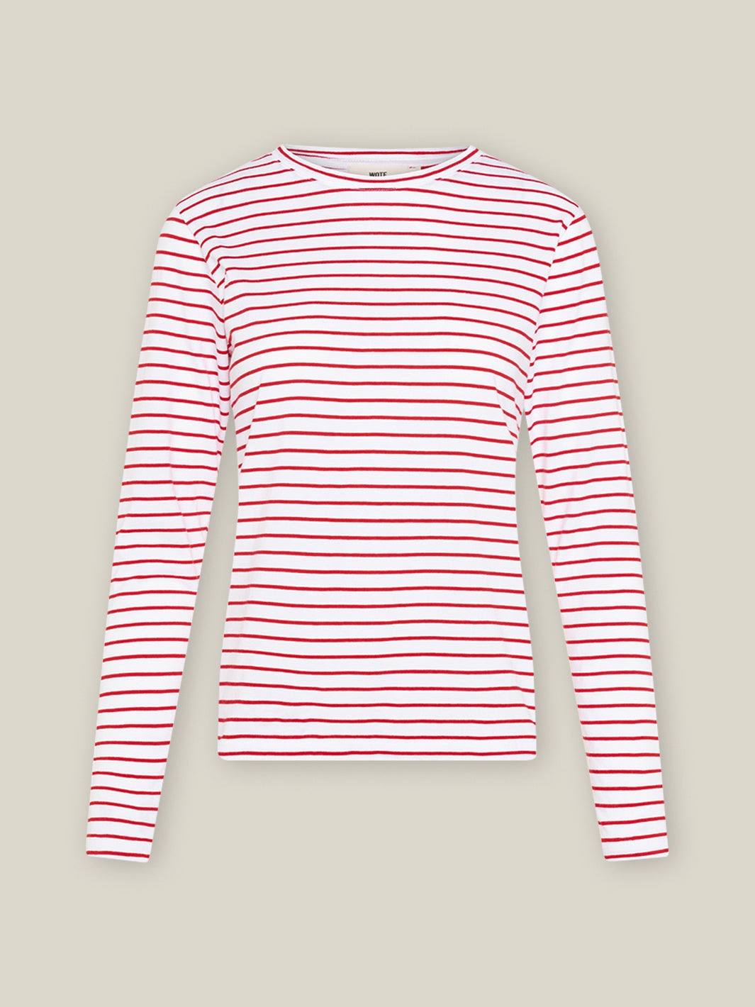 Gestreiftes Damen Longsleeve in Weiß-Rot aus hochwertiger Bio-Baumwolle von WOTE - made in Portugal, Freigestelltes Bild