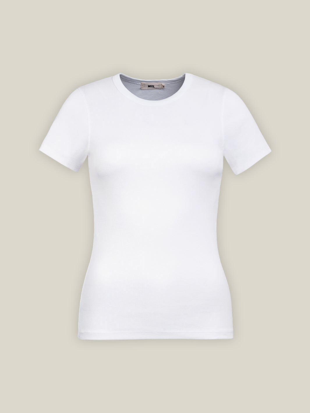 Damen Rundhals T-Shirt in Weiß gerippt aus Bio-Baumwolle von WOTE - nachhaltiges Basic Shirt made in Portugal ( Freisteller Bild Front)