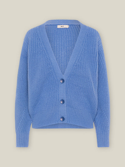 Damen Strick Cardigan in Blau mit Knöpfen aus zertifizierter Merino Wolle von WOTE - Fair und nachhaltig in Italien hergestellt, Freisteller Aufnahme