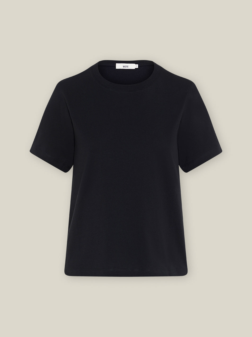 Damen T-Shirt Rundhalsausschnitt in schwarz aus Bio-Baumwolle von WOTE - in Portugal hergestellt, Freisteller Bild