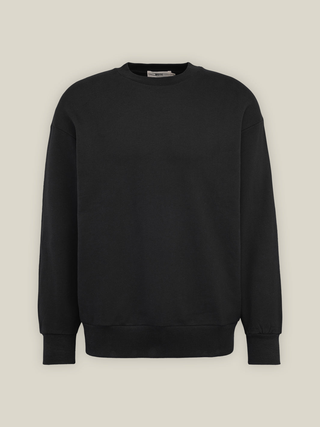 Herren Rundhals Sweatshirt in Anthrazit aus Bio-Baumwolle von WOTE - fair uns Nachhaltig in Portugal produziert (Freisteller Bild)