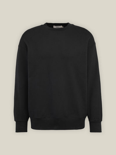 Herren Rundhals Sweatshirt in Anthrazit aus Bio-Baumwolle von WOTE - fair uns Nachhaltig in Portugal produziert (Freisteller Bild)