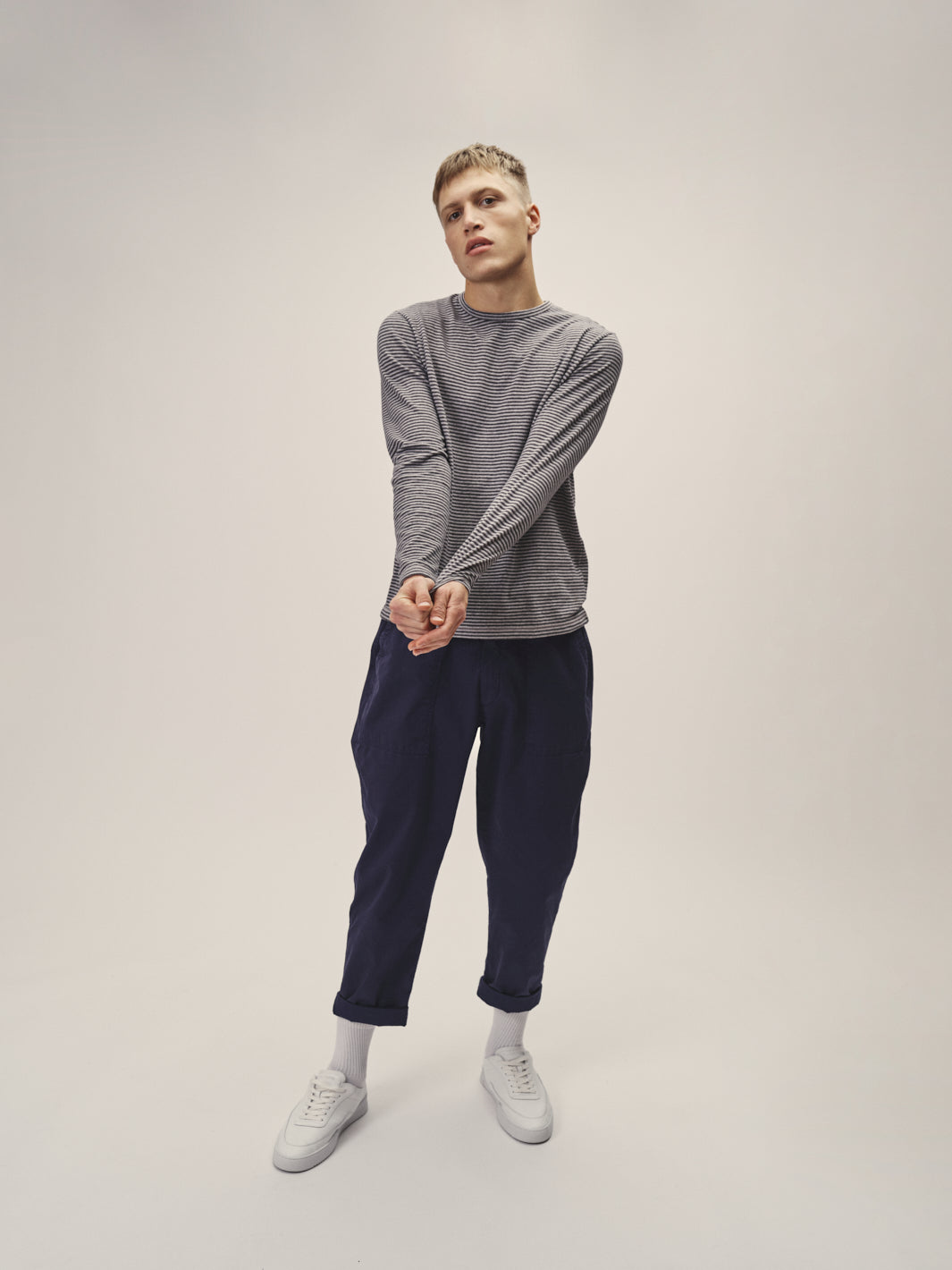 Herren Longsleeve in Anthrazit - Grau Melange gestreift von WOTE - hochwertig gefertigt in Portugal, Frontansicht