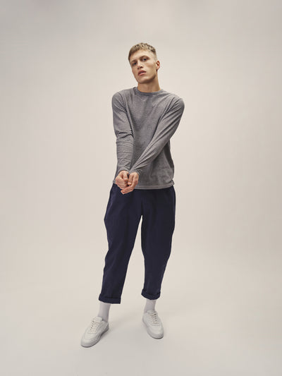 Herren Longsleeve in Anthrazit - Grau Melange gestreift von WOTE - hochwertig gefertigt in Portugal, Frontansicht