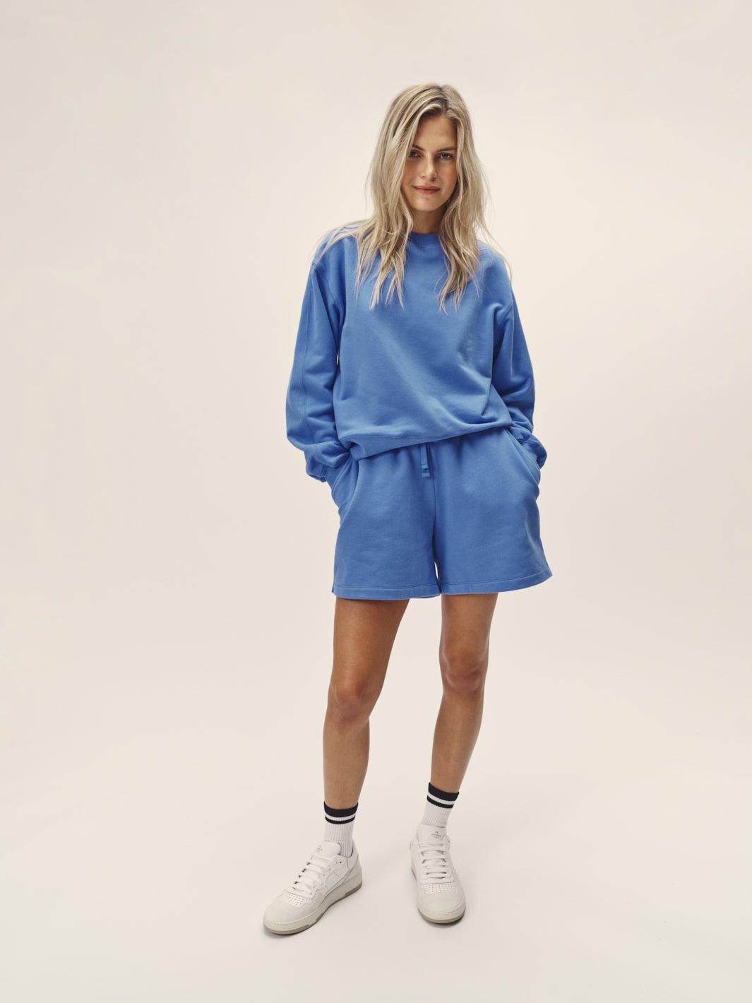 Frauen Rundhals Sweatshirt oversized blau reine Bio Baumwolle hergestellt in Portugal