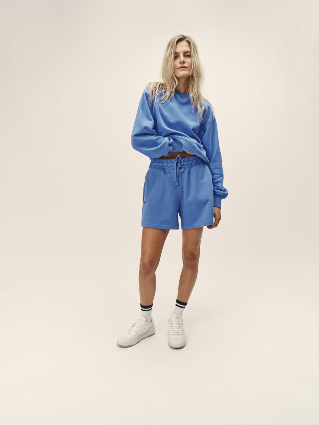 Frauen Sweatshorts in blau 100% organic Cotton made in Portugal