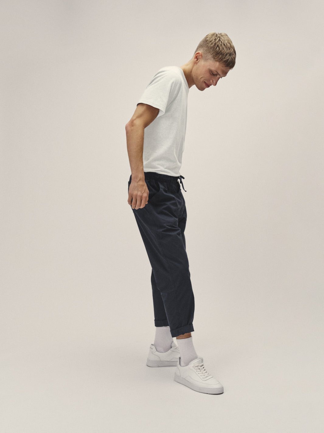 Herren T-Shirt, Regular Fit in Weiß aus Bio-Baumwolle von WOTE - made in Portugal, rechte Seitenansicht
