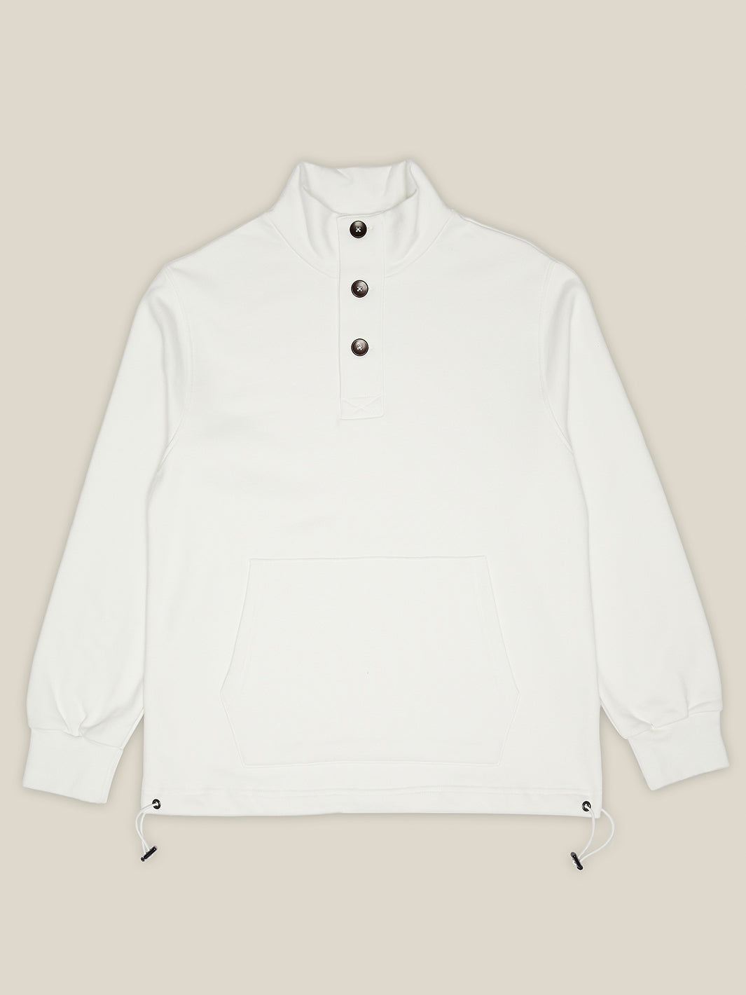 Herren Stehkragen Sweatshirt, geknöpft in Off-White aus Bio-Baumwolle von WOTE - made in Portugal, Freisteller Bild